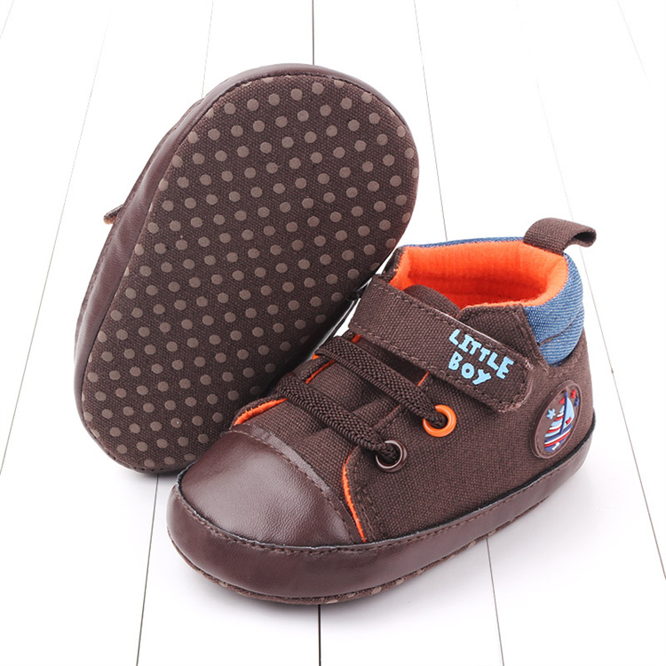 OEM Baby walking kids shoes with soft bottom for leisure navigation