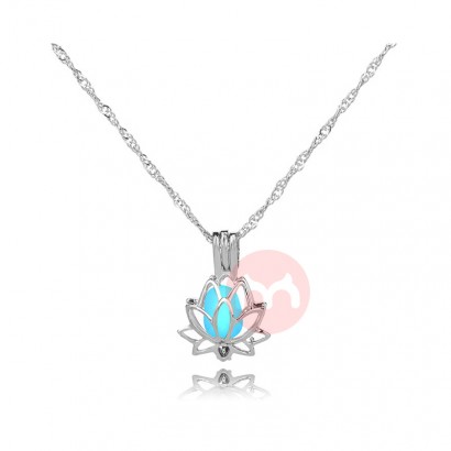 Particularly Design Flower necklaces Beauty Lotus photo box luminous pendant necklace Dainty necklace