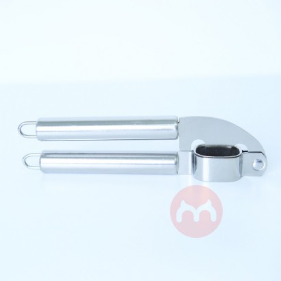 Stainless steel square head kitchen manual cutting and squeezing garlic presser