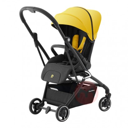 DearMom A7 easy to fold in a baby stroller