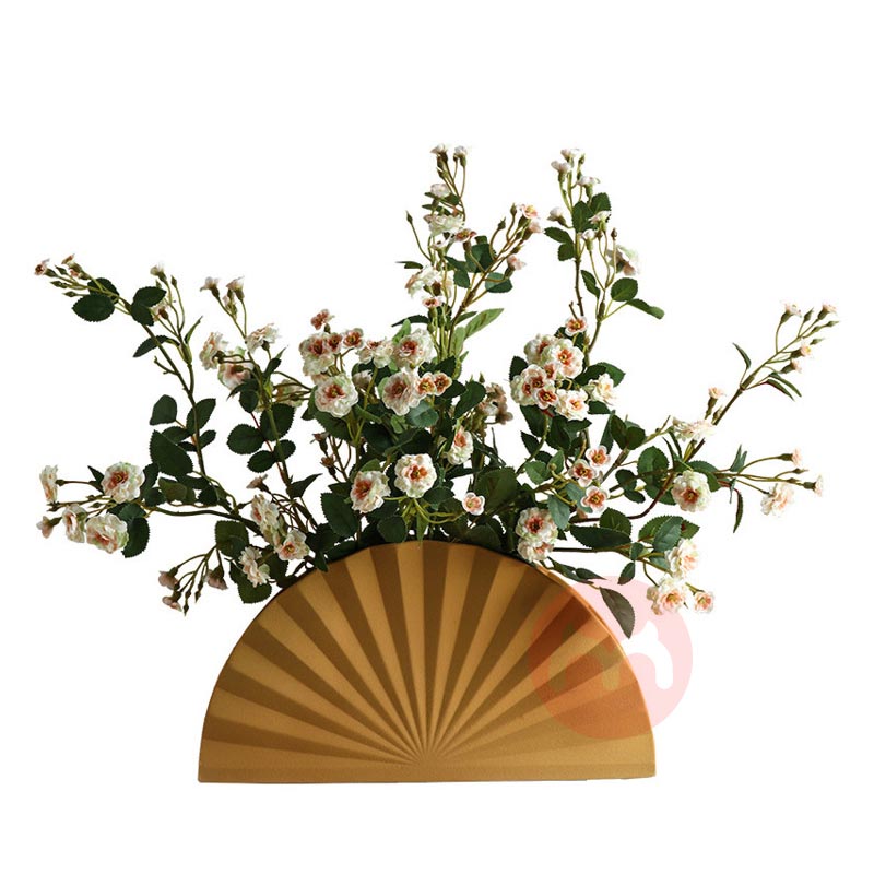 MSA Origami Design small table vase