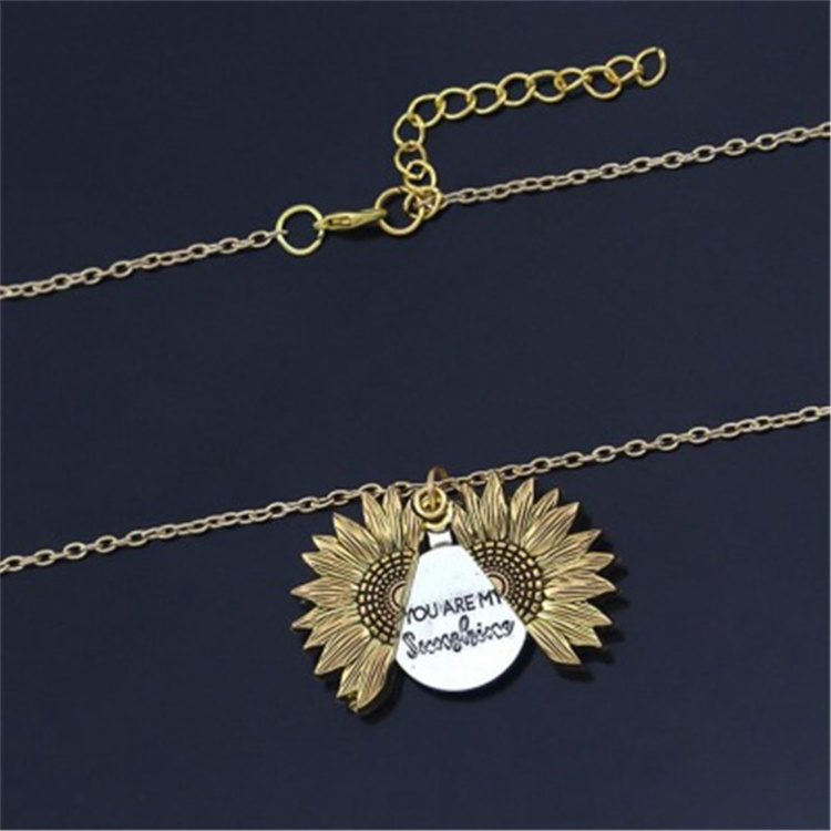 OEM European and American fashion new necklace female sunflower double letched choker alloy flowers short clavicle chain