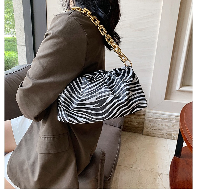 OEM Women Fashion Cows Zebra Pattern Printing PU Chain Leather Handbags Lady Pleated Bag Women Shoulder Messenger Bags