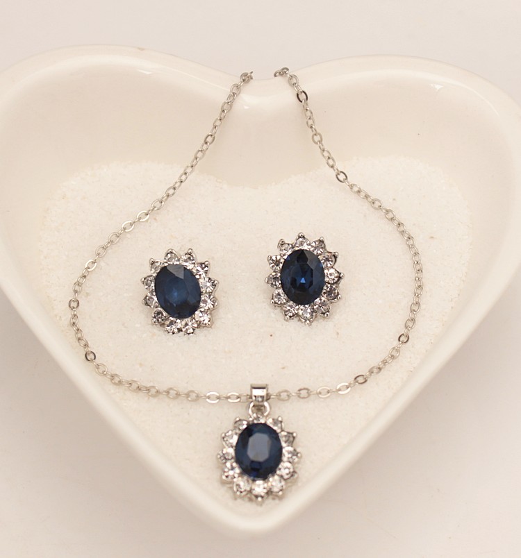 OEM Trendy Bride Wedding Banquet Luxury Oval Blue Austrian Crystal Pendants Necklace Earrings Set Women Jewelry Set