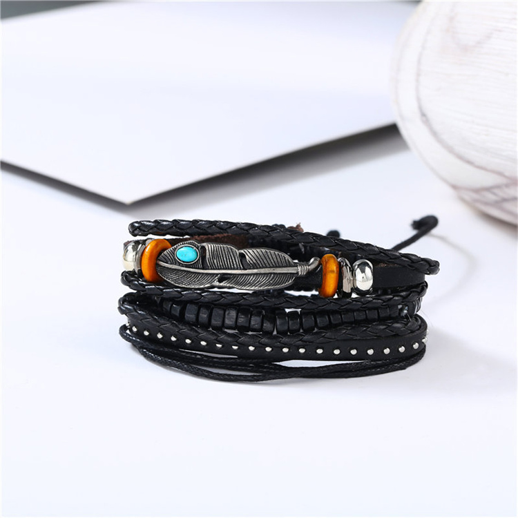 OEM Retro Punk Turquoise Leather Bracelet Creative Feather Bracelet for Men Handmade Jewelry Accessories