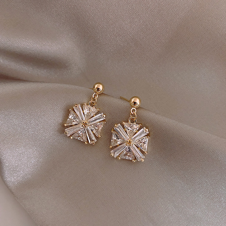 Fashion Zircon Earrings Female Silver Needle Geometric Pendant Earrings