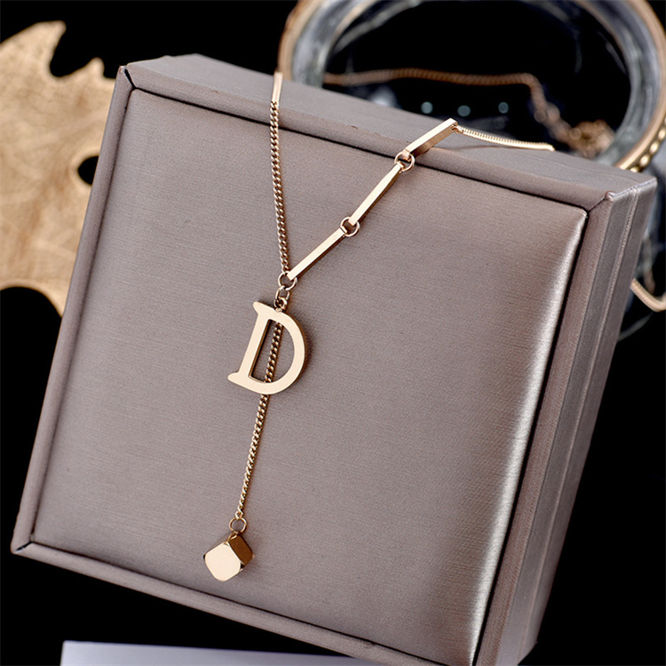 Helpushine Hot Sale Simple Women's Stainless Steel Necklace Letter D Pendant Choker Necklace