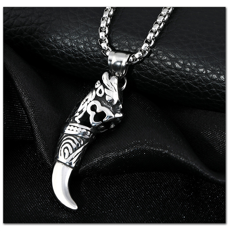 Stainless Steel Necklace Wholesale Trend Wolf Tooth Necklace Men's Retro Punk Necklace