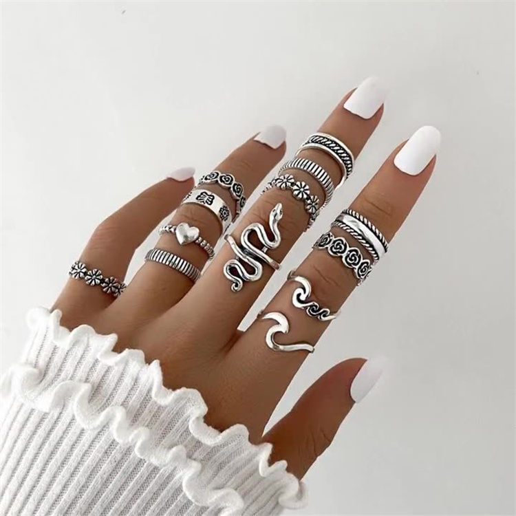 Hot Sale 13 Piece Ring Set Personality Snake Ring Flower Geometric Ring