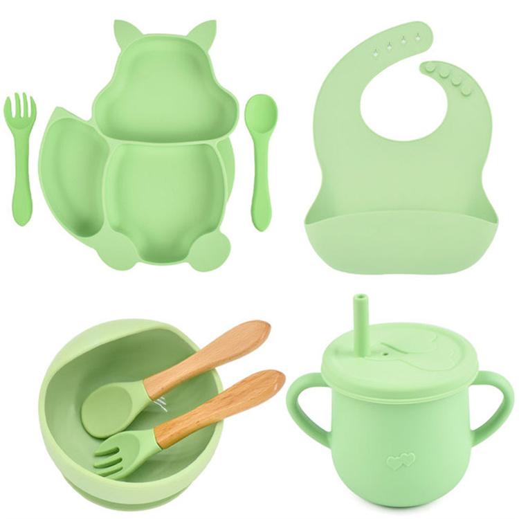 SUAN Cute silicone baby dish bowl and training cup wooden spoon and fork set