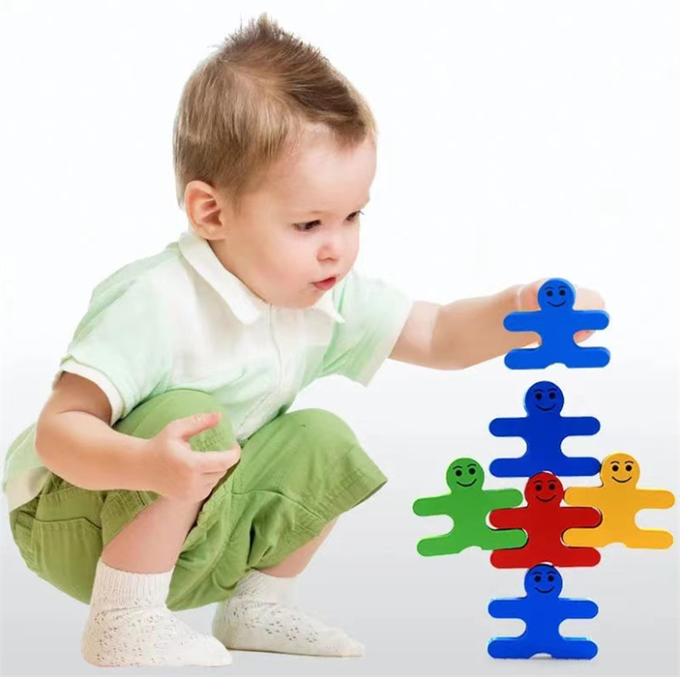 4 color balance small person building game toy