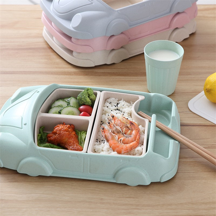 Children s train shaped bamboo tableware set