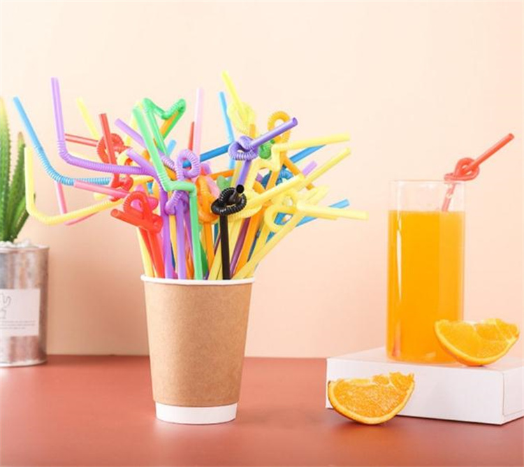 Disposable plastic straw color