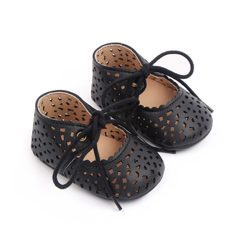 OEM Hollow-out design summer soft-soled casual leather shoes for children