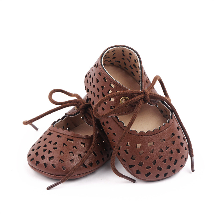 OEM Hollow-out design summer soft-soled casual leather shoes for children