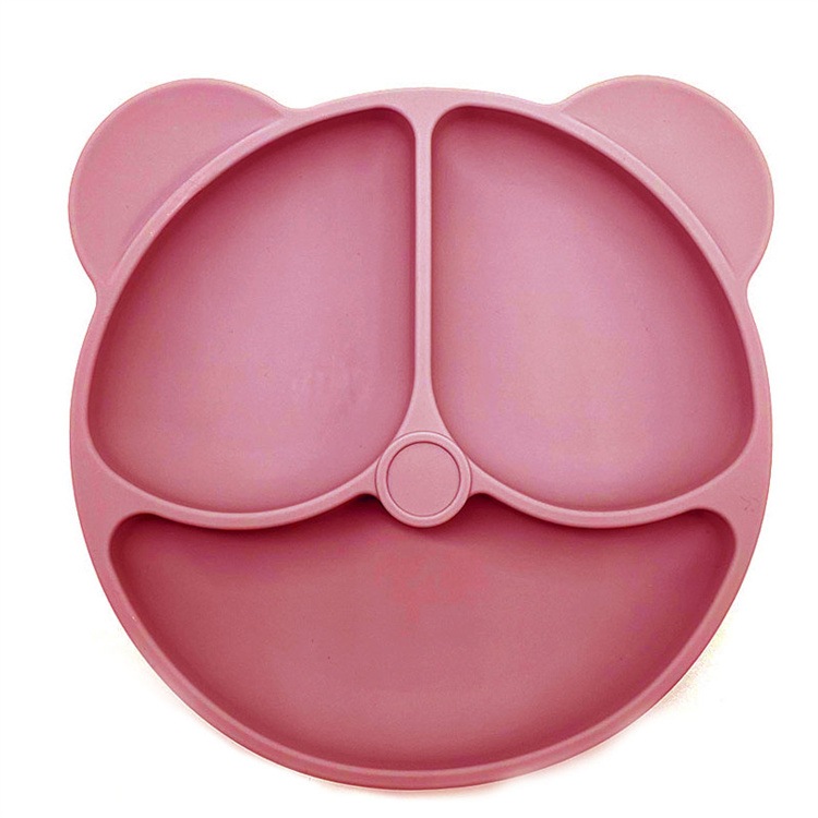 Soft silicone dinner plate in the shape of a bear