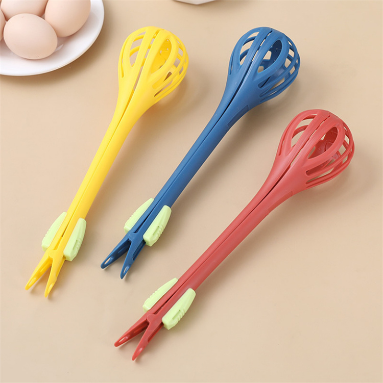Non slip and easy to clean multi-function egg scooping and beating machine
