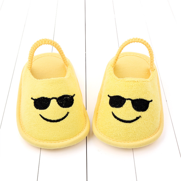 OEM Yellow expression sandals soft sole non-slip baby walking shoes