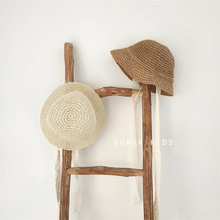Spring and summer baby girls straw hat