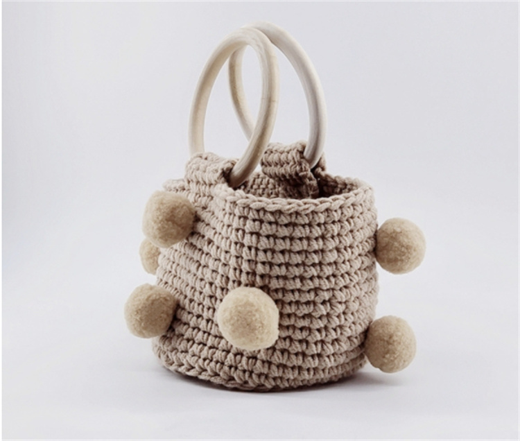 Fashion DIY pom poms bucket bag
